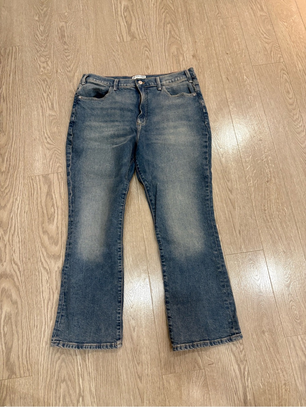 Women’s We the Free Bootcut Flare Jean- size 32